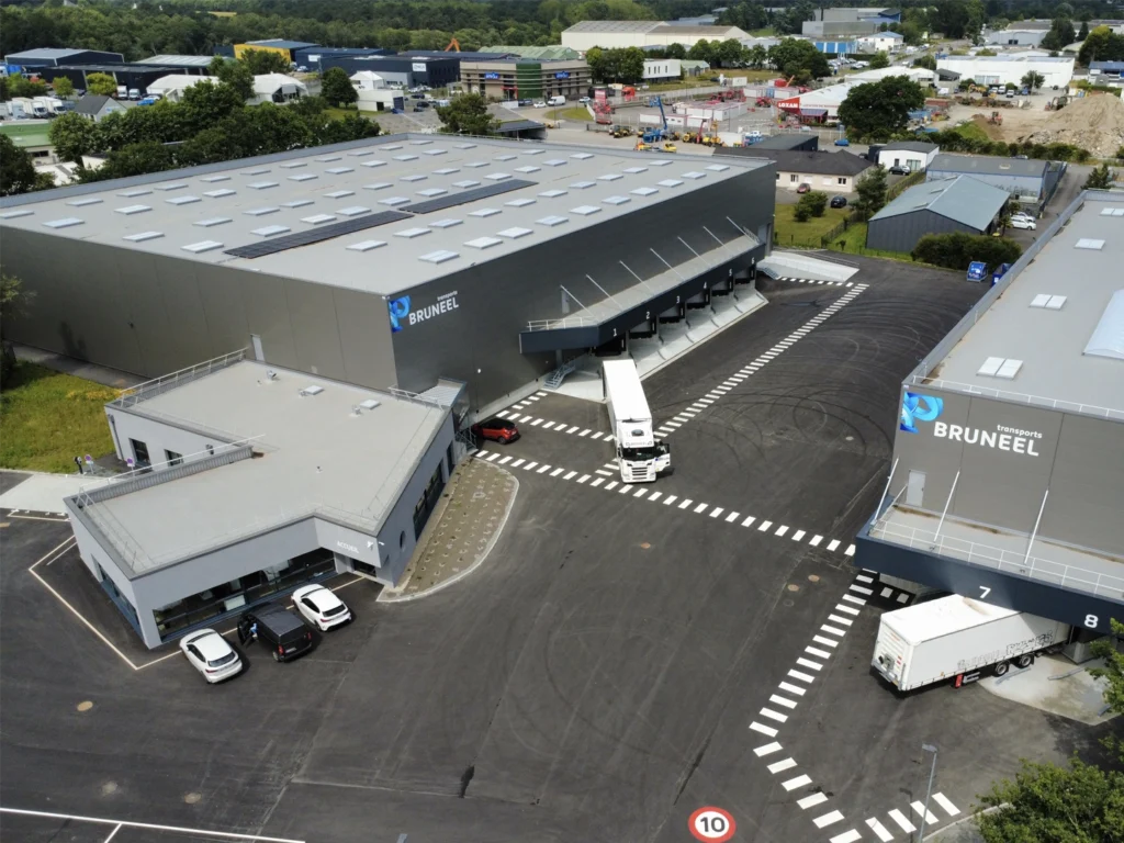 construction Plateforme logistique a Caudan dans le Morbihan IT-perspectives bruneel