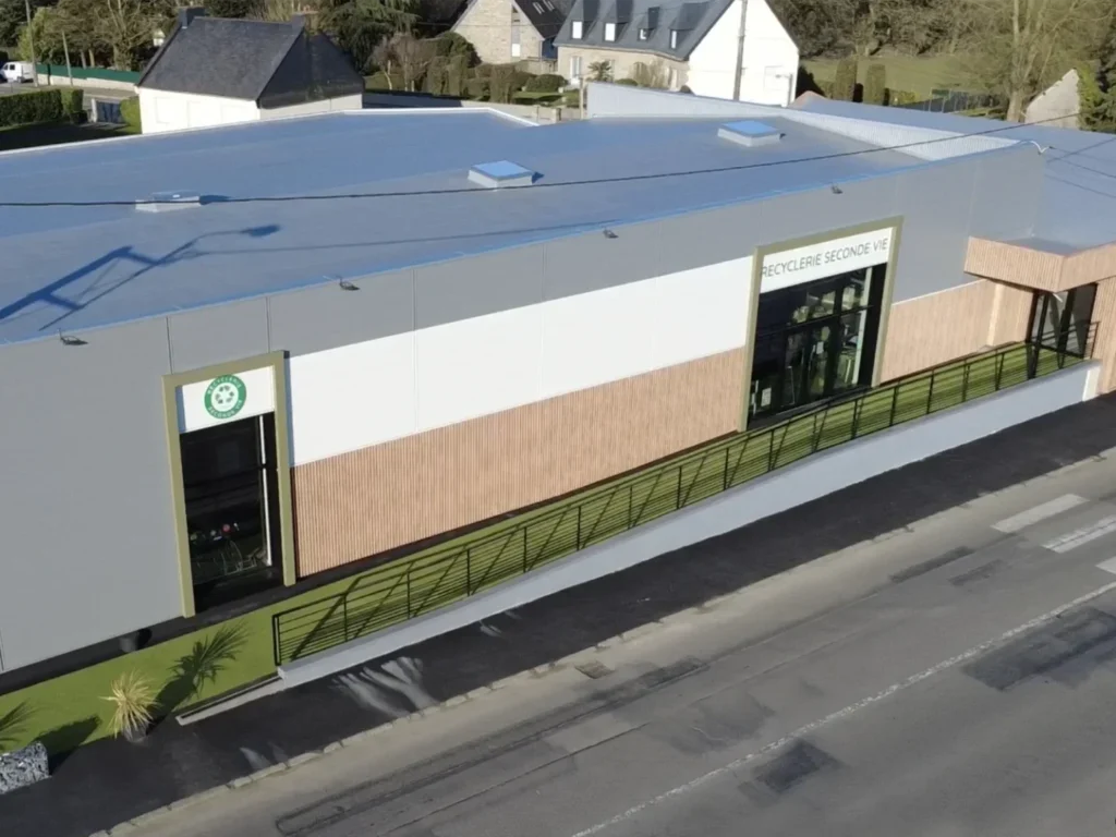 contruction Batiment a vocation commerciale a Loudeac dans les cotes dArmor it perspectives 2